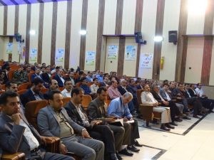 کارمند نمونه