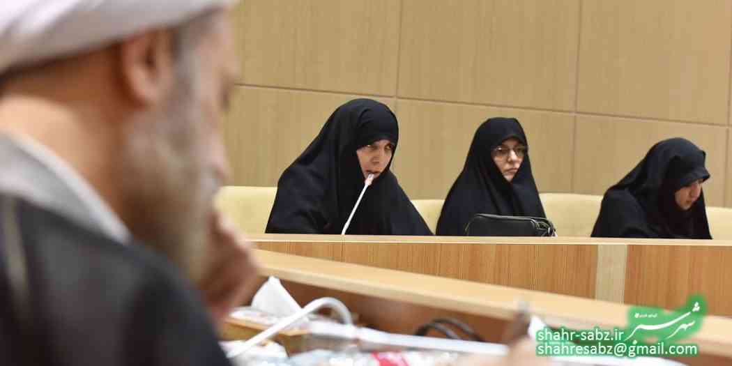 آیت الله دژکام در دیدار با جمعی از بانوان اساتید حوزه و دانشگاه، دانشجویان و طلاب و فعالان فرهنگی و تبلیغی خواهر