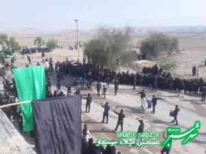 29-06-01397روز عاشورا هئیت عزاداری روستای تل ابیض و جدول ترکی جره و بالاده -عکس: میلاد جوکار