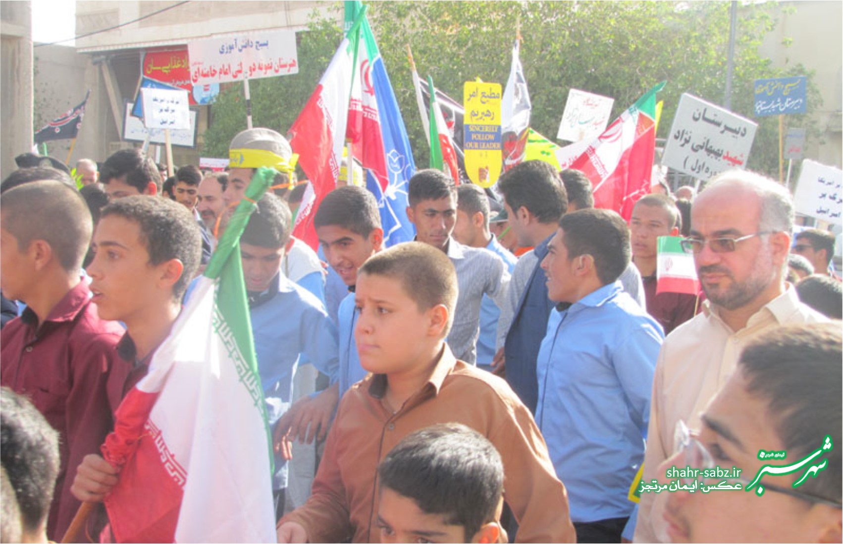 راهپیمایی 13 آبان در کازرون/ عکس: ایمان مرتجز