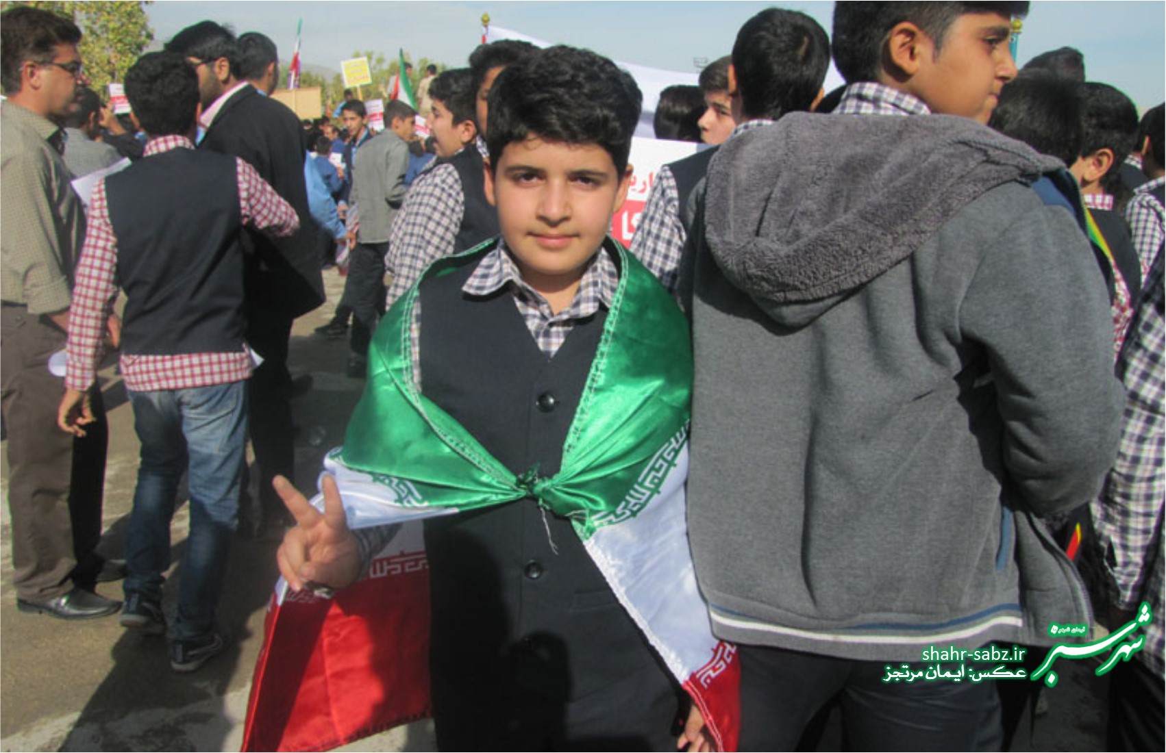 راهپیمایی 13 آبان در کازرون/ عکس: ایمان مرتجز