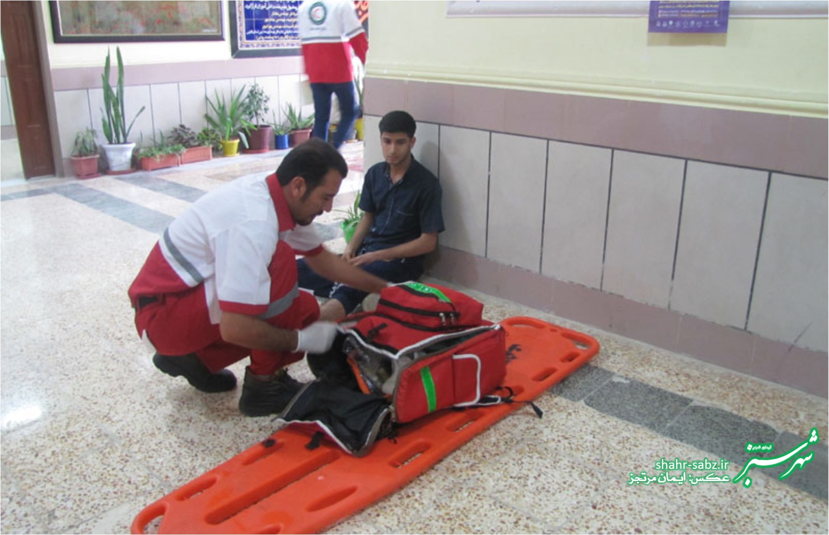 رزمایش پدافند غیرعامل در هنرستان امام خامنه ای کازرون/ عکس: ایمان مرتجز