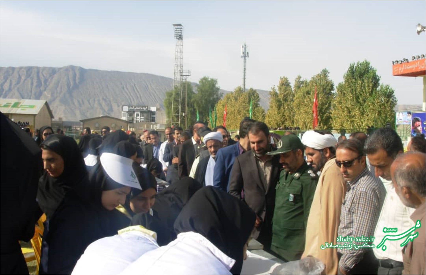 تجمع ضداستکباری دانش آموزان کازرون در 13 آبان1397/ عکس: زینب صادقی