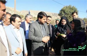 بازدید دکتر بذر افشان مدیر کل کمیته امداد امام خمینی ره .از مناطق بسیار محروم ممسنی و رستم/ عکس: محمدکاظم تابنده