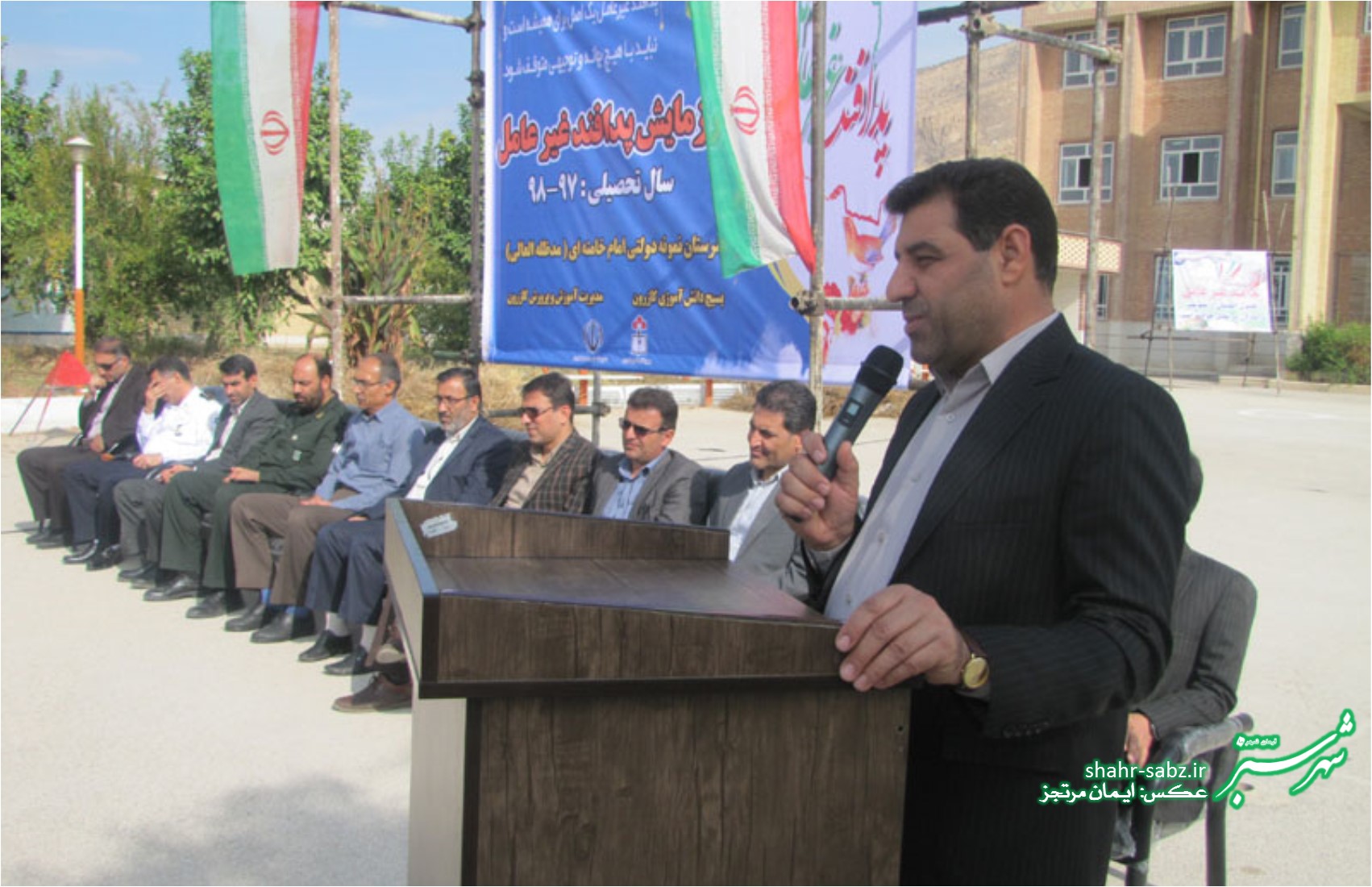 رزمایش پدافند غیرعامل در هنرستان امام خامنه ای کازرون/ عکس: ایمان مرتجز