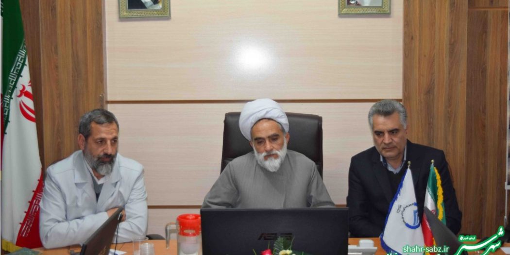 محمدعلی قلندری، مدیرعامل و رئیس شورای امر به معروف و نهی از منکر شرکت آب و فاضلاب فارس، حجت الاسلام و المسلمین سقاچی دبیر ستاد اقامه نماز استان فارس، سلیمان مهدوی دبیر ستاد امر به معروف و نهی از منکر