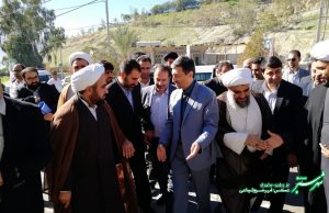 بازدید پرویز فتاح رئیس کمیته امداد امام خمینی از کازرون/ حجت الاسلام شیخ محمد خرسند- پرویز فتاح- داریوش دهقان- حسین رضازاده- محمد بذرافشان- حجت الاسلام حسین انصاری/ عکس: امیرخسرو شجاعی