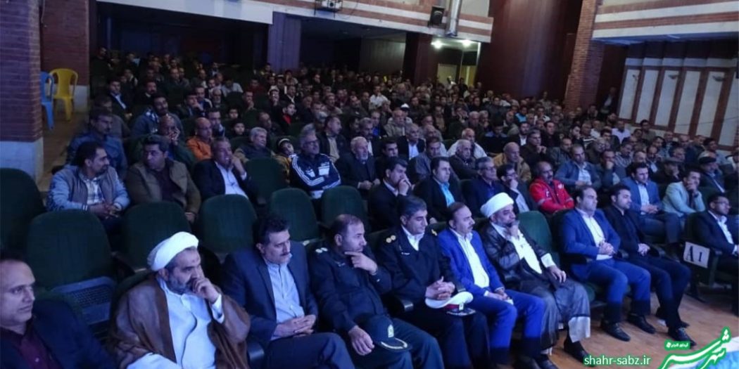 مراسم روزحمل و نقل با حضور حجت الاسلام محمد خرسند امام جمعه کازرون مهندس علی باقری شهردار کازرون و مهندس روزبه عضو شورای شهر کازرون