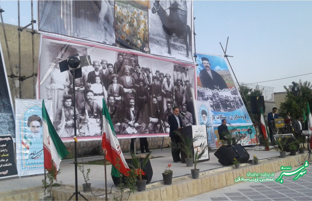 بزرگداشت ناصر دیوان کازرونی/ عکس: زینب صادقی