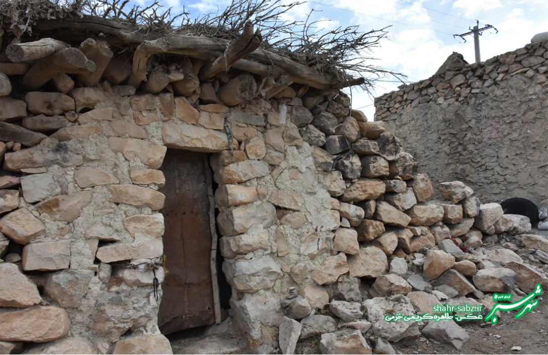 خانه سنگی/ روستای کنده ای/ عکس: طاهره کریمی خرمی