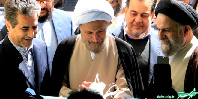 آیت الله دژکام، سید احمدرضا دستغیب، حیدر اسکندرپور آیین گشایش مجمع عالی حکمت اسلامی شیراز/ عکس: محمدمهدی اسدزاده