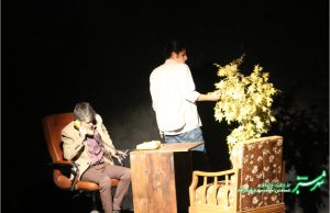 نمایش زندگی در تئاتر/ حنیف سلطانی سروستانی و سروش عباسی/ عکس: محمدمهدی اسدزاده