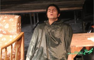 نمایش زندگی در تئاتر/ حنیف سلطانی سروستانی و سروش عباسی/ عکس: محمدمهدی اسدزاده