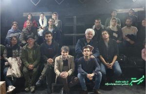 نمایش زندگی در تئاتر/ حنیف سلطانی سروستانی و سروش عباسی و داریوش مؤدبیان/ عکس: محمدمهدی اسدزاده