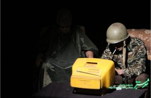 نمایش زندگی در تئاتر/ حنیف سلطانی سروستانی و سروش عباسی/ عکس: محمدمهدی اسدزاده