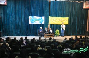 دیدار صابر سهرابی با اصحاب فرهنگ و هنر کازرون/ سفر مدیرکل فرهنگ و ارشاد اسلامی فارس به کازرون/ عکس: محمدمهدی اسدازده