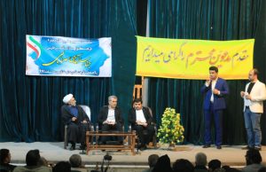 دیدار صابر سهرابی با اصحاب فرهنگ و هنر کازرون/ سفر مدیرکل فرهنگ و ارشاد اسلامی فارس به کازرون/ عکس: محمدمهدی اسدازده