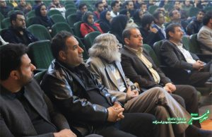 دیدار صابر سهرابی با اصحاب فرهنگ و هنر کازرون/ سفر مدیرکل فرهنگ و ارشاد اسلامی فارس به کازرون/ عکس: محمدمهدی اسدازده