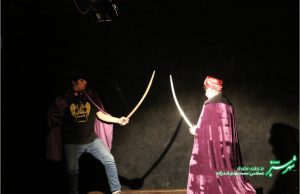 نمایش زندگی در تئاتر/ حنیف سلطانی سروستانی و سروش عباسی/ عکس: محمدمهدی اسدزاده