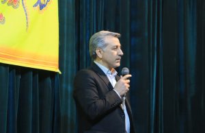 دیدار صابر سهرابی با اصحاب فرهنگ و هنر کازرون/ سفر مدیرکل فرهنگ و ارشاد اسلامی فارس به کازرون/ عکس: محمدمهدی اسدازده