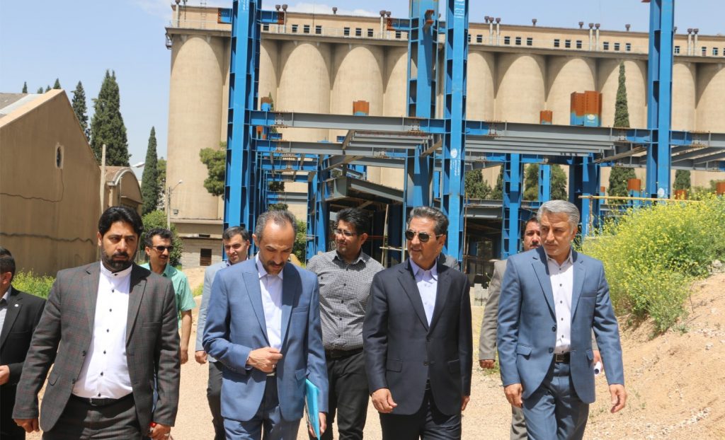 ورود شهرداری شیراز به پروژه ملی تالار مرکزی شیراز / صابر سهرابی و حیدر اسکندرپور و مهران تقوی و غلامرضا یوسفی نژاد/ عکس: محمدمهدی اسدزاده